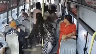 Men Attack Bhopal Bus Driver While Driving; Viral Video Leaves Internet Triggered | Netizens Demand Action